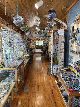Lammers Glass Gifts & Antiques