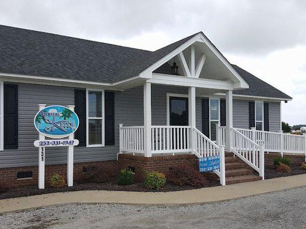 Tracie's Styling & Tanning Sln