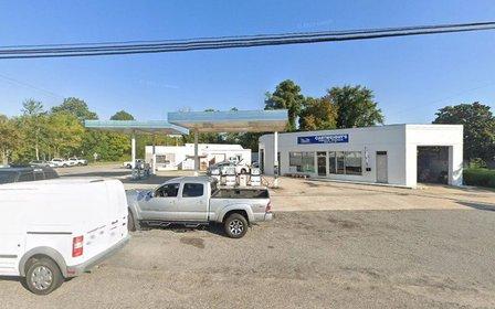 South Mills Garage