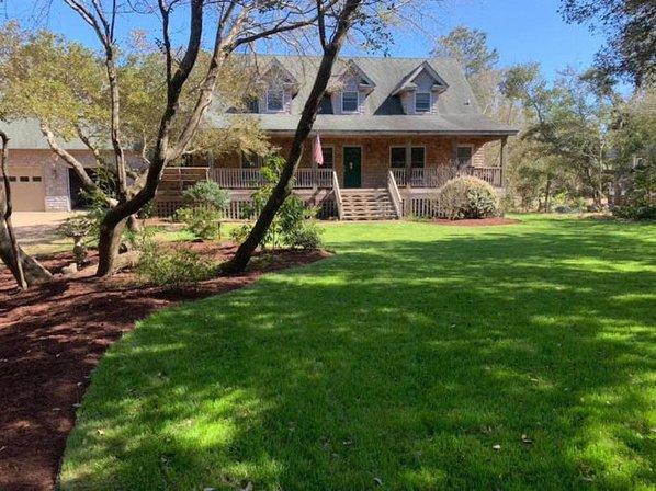 Crew Cutters: Outer Banks Landscaping & Tree Service