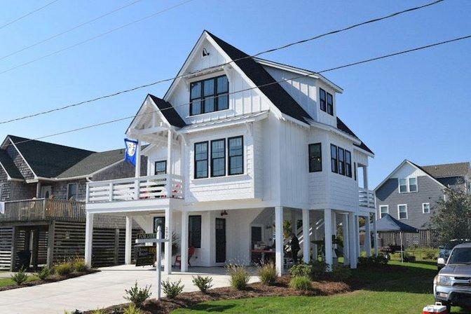 Dennis Bright Construction & Realty