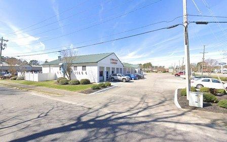 Magic Suds Car Wash & Laundromat