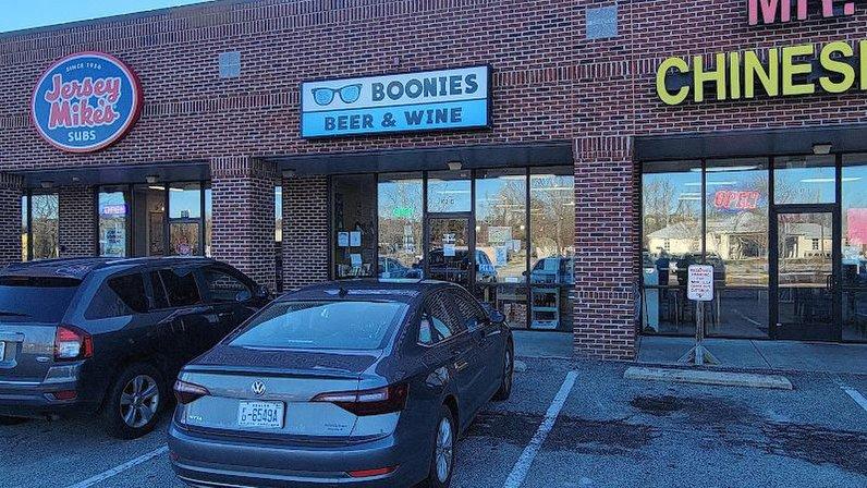 Boonies Beer & Wine
