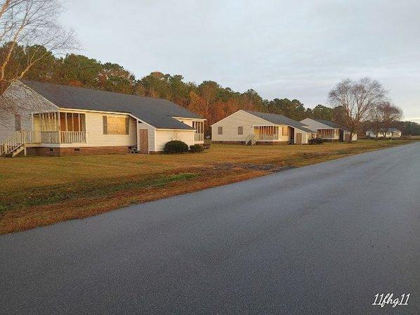 Hyde Haven - Karen Meekins 870 Nebraska Rd.