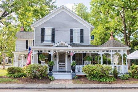Blue Juniper Inn