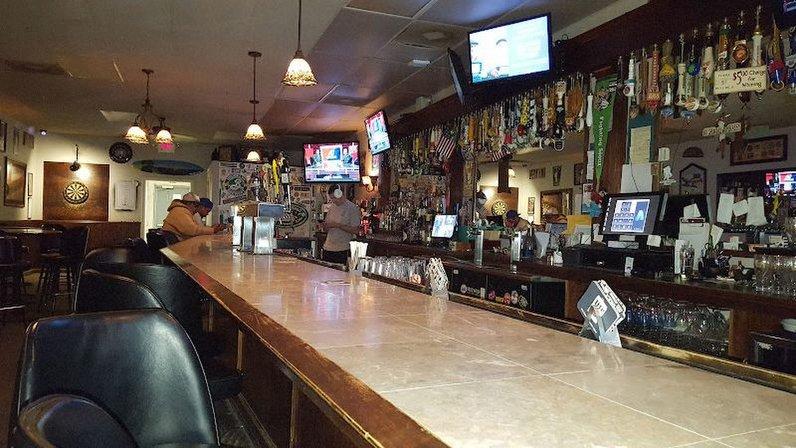 Coasters Downtown Draught House
