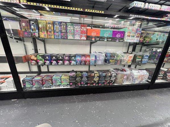 158 south tobacco vape and wireless