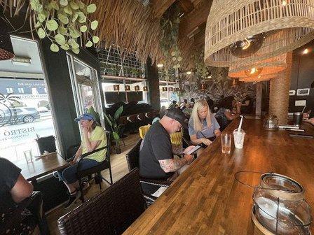 Bistro Tropical