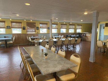 Pearl's Bay Villa Restaurant and Marina