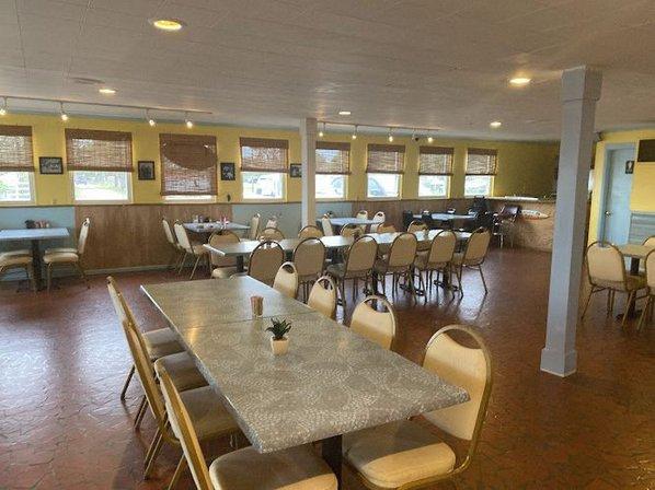 Pearl's Bay Villa Restaurant and Marina