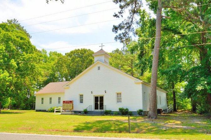 Macedonia Church of Christ and Cemetery