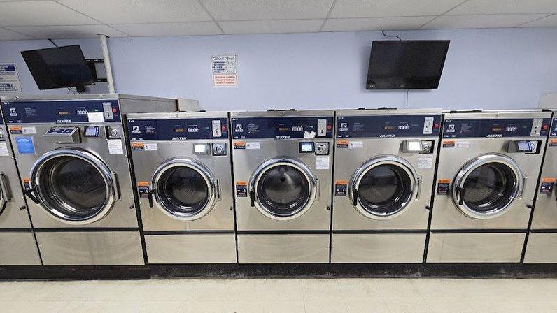 Flippers Laundromat