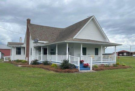 Granny’s Farmhouse Bed and Breakfast