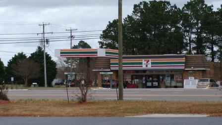 7-Eleven - Closed
