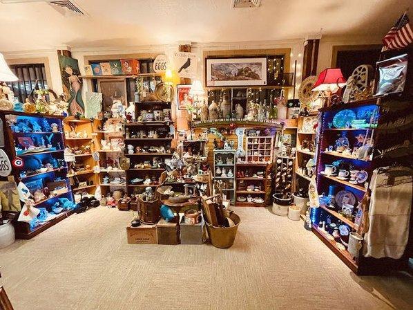 Ye Olde Crow Vintage & Antiques