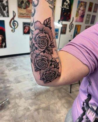 Neptune’s Tattoos and Supplies