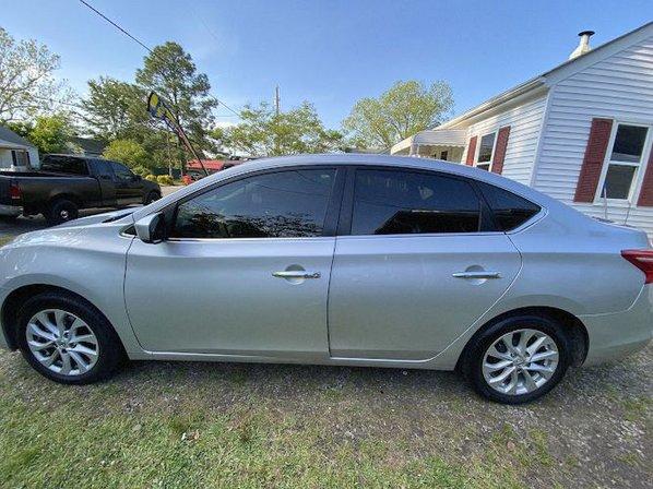 Gonzalez Tint