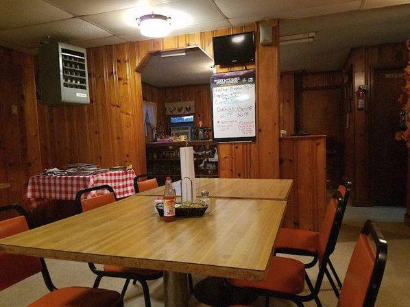 Mutt-N-Jeff's Country Kitchen