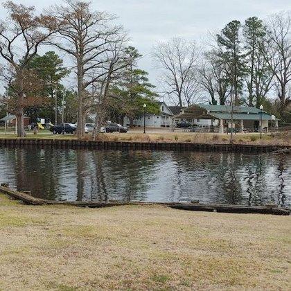 Fish Court Park