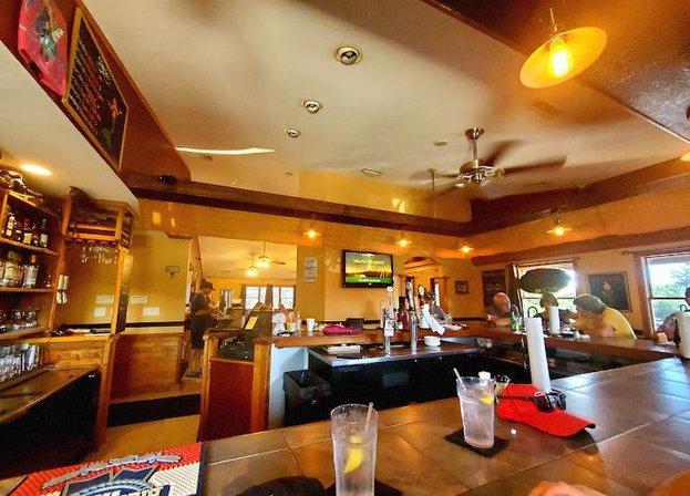 Oceanas Bistro