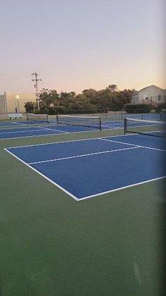 Kinnakeet Shores Tennis Courts