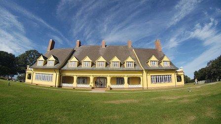 Whalehead Club