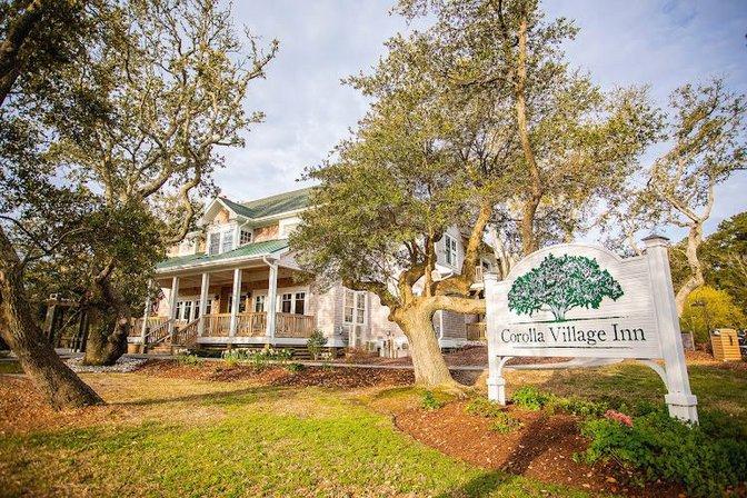 Corolla Village Inn