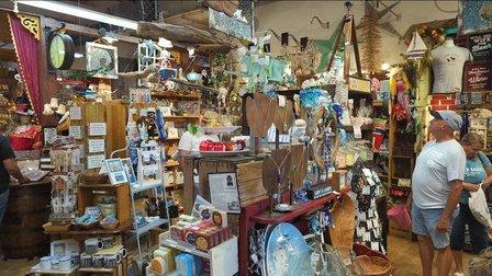 Miss Kitty's Old Time Photos and Gifts