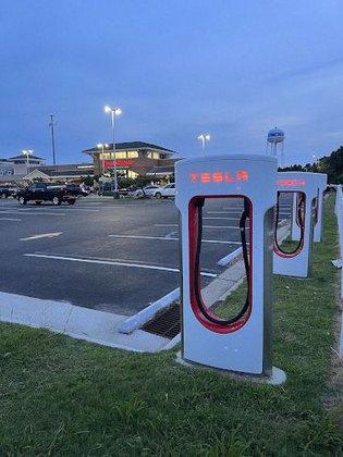 Tesla Supercharger