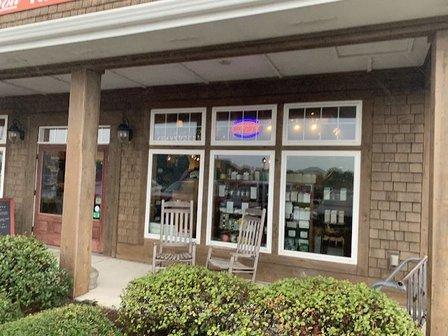 TRIO Restaurant & Market