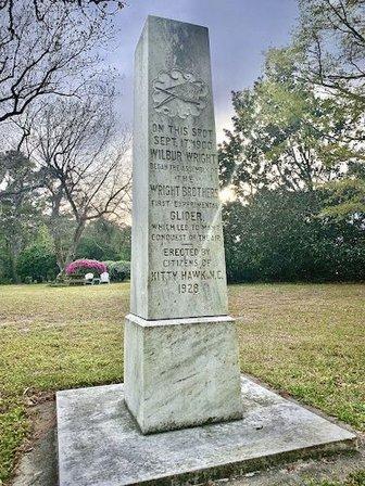 Wright Brothers Garage Monument