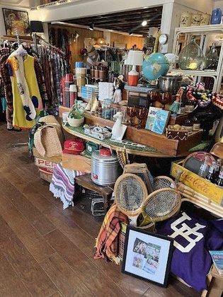 Castaway Vintage & Vinyl