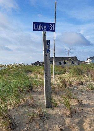 Luke Street Beach Access