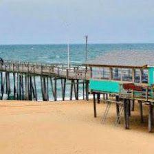 Fish Heads Bar & Grill