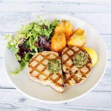 Basnight's Lone Cedar Cafe
