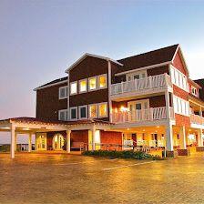 Oasis Suites Hotel
