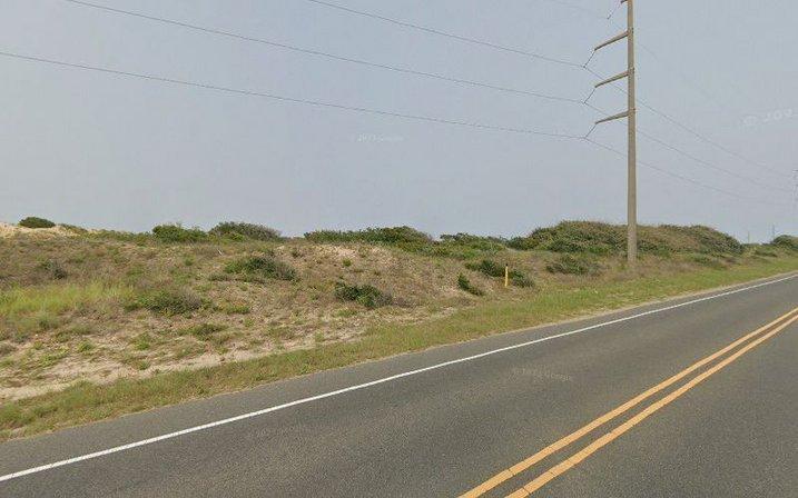 Homes & Land of the Outer Banks