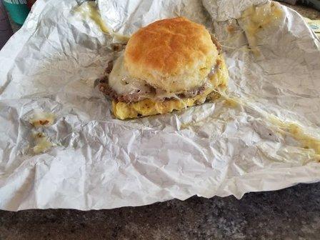Lumpy's Breakfast and Burgers