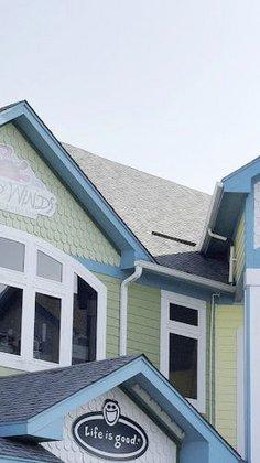 Kitty Hawk Kites